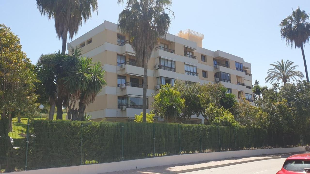 Apartamento Torres De Aloha 2 Bdr Puerto Banus Marbella
